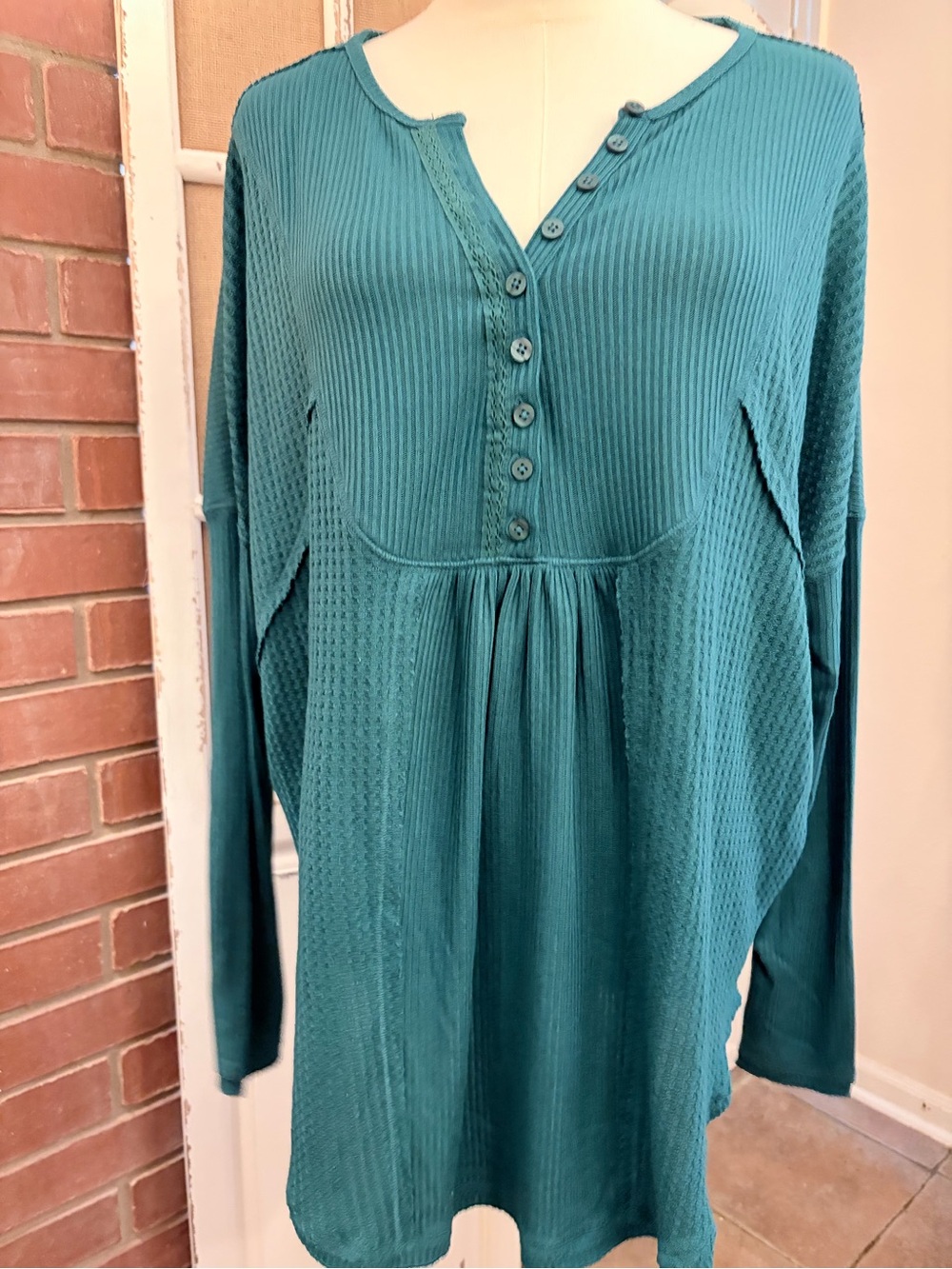 Free People NWT Teal Waffle Knit Ribbed Henley Oversized Tunic Top S - Picture 3 of 7